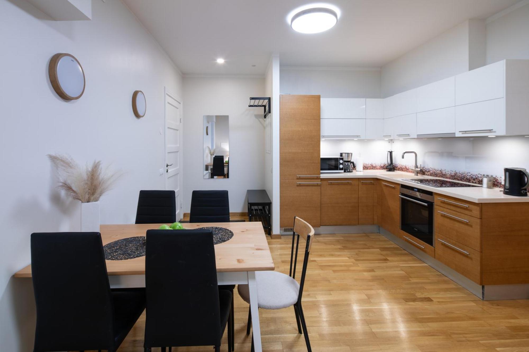 Riga Embassy Center Apartment With Parking Exteriör bild