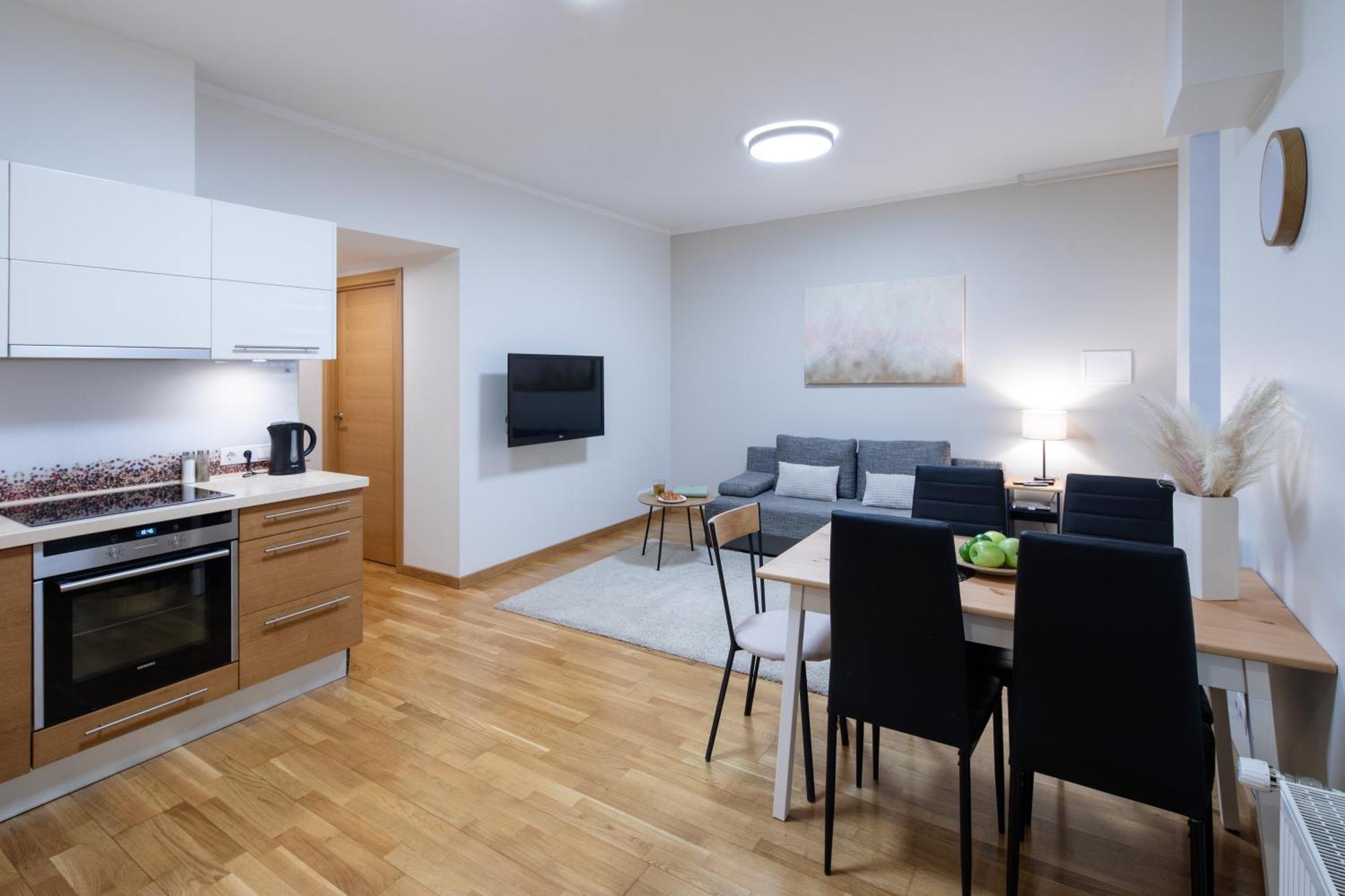 Riga Embassy Center Apartment With Parking Exteriör bild